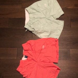 AFTCO shorts size 28. Stretch waste. Worn maybe 2-3 times. No signs of wear.